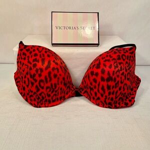 Victoria's Secret Red Leopard Print Very Sexy Push-Up Bra Size 38 D
